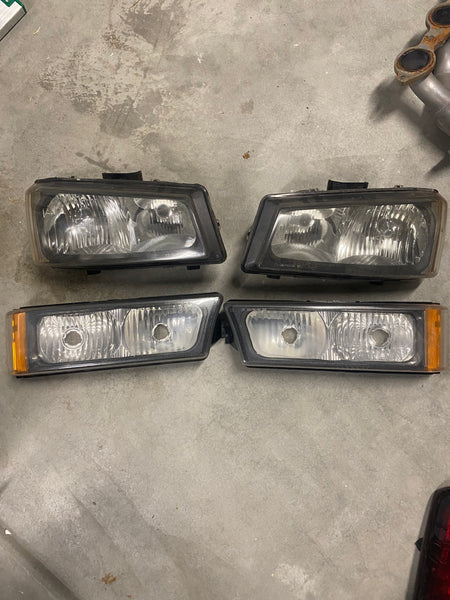 Chevy Silverado OEM Headlight Set